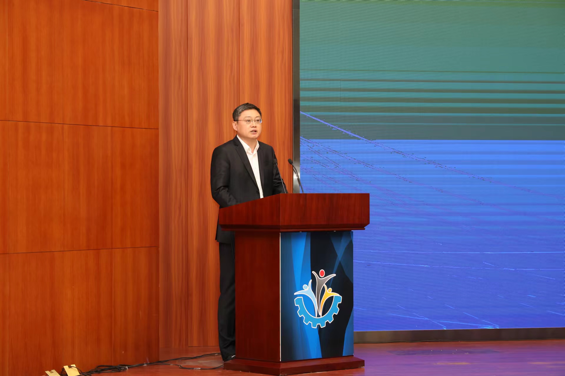微信图片_20240929220846.jpg